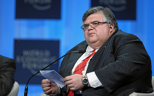 Ofrece Agustin Carstens enfrentar crisis fiscal europea con experiencia