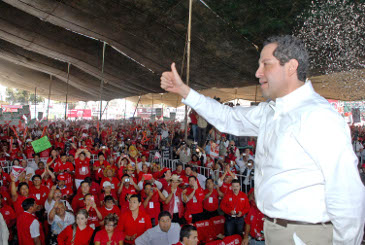 Diez mil perredistas de Chicoloapan se suman a la campaña de Eruviel