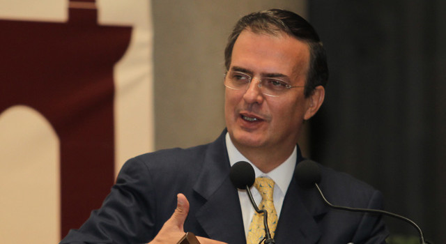 Recibe Marcelo Ebrard reconocimiento como ‘Mejor Alcalde del Mundo 2010’