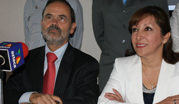 PAN y PRD oficializan candidatura de Gloria Romero