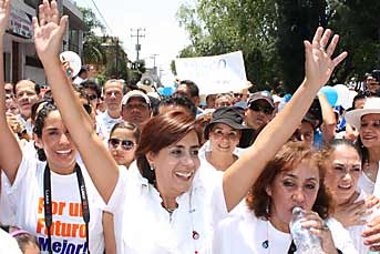 Luisa María Calderón, es la candidata del PAN al gobierno de Michoacán